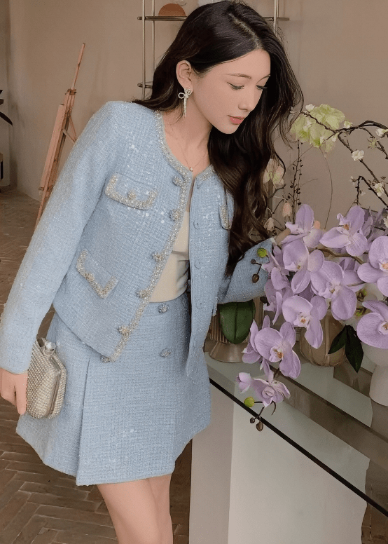 ビジューボタンノーカラージャケット＆ミニスカート - Vera Lumina