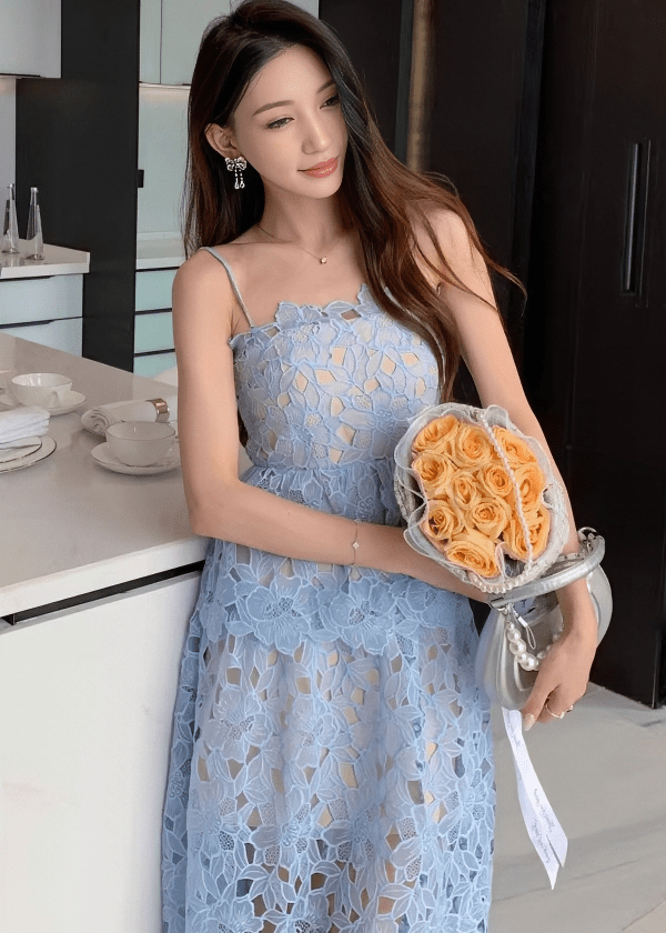 フラワーパッチティアードキャミドレス - Vera Lumina