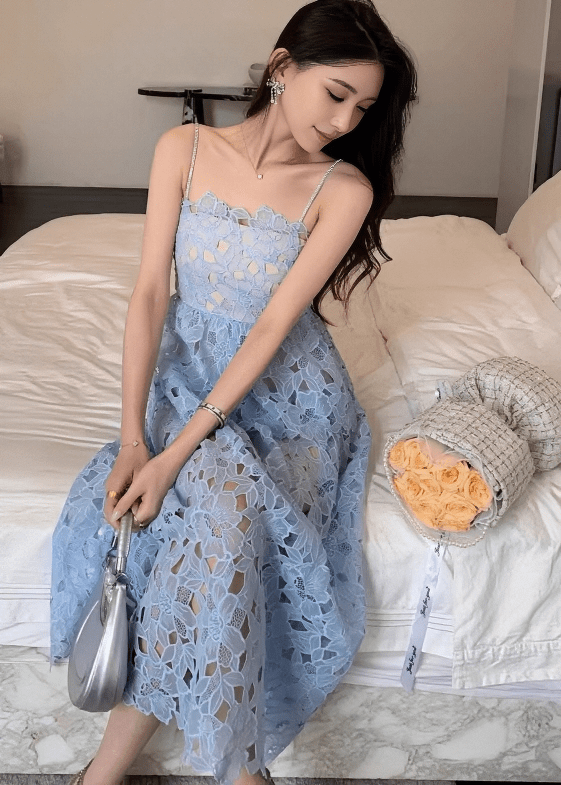 フラワーパッチティアードキャミドレス - Vera Lumina