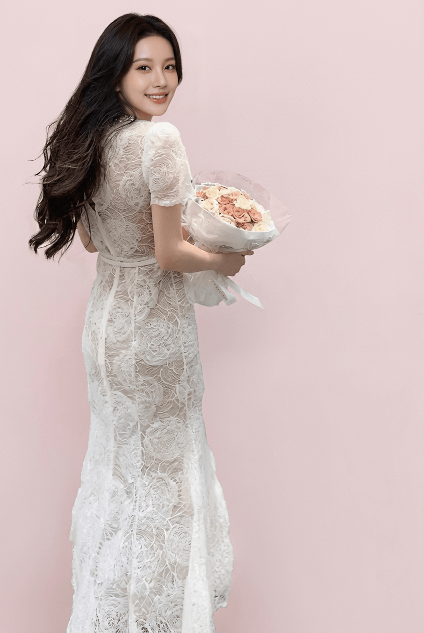 ビジューネックローズモチーフマーメイドドレス - Vera Lumina