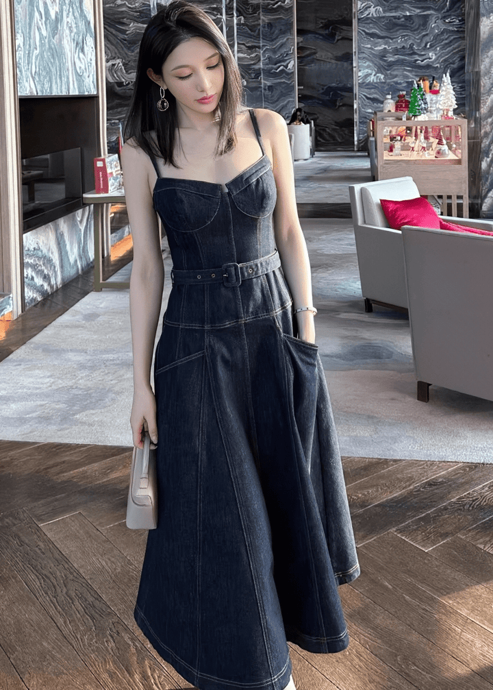 コルセットラインベルトフレアデニムドレス - Vera Lumina