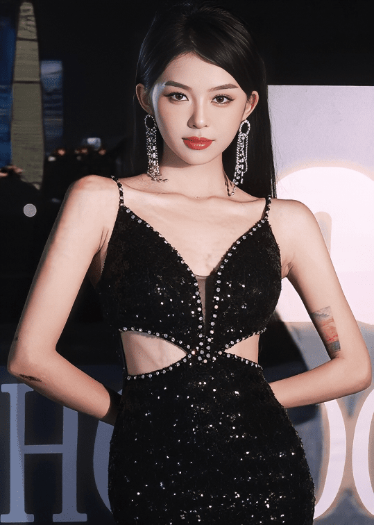 ビジューカットアウトマーメイドドレス - Vera Lumina