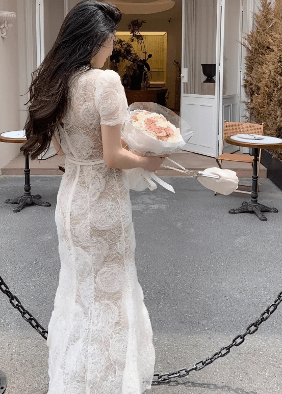 ビジューネックローズモチーフマーメイドドレス - Vera Lumina