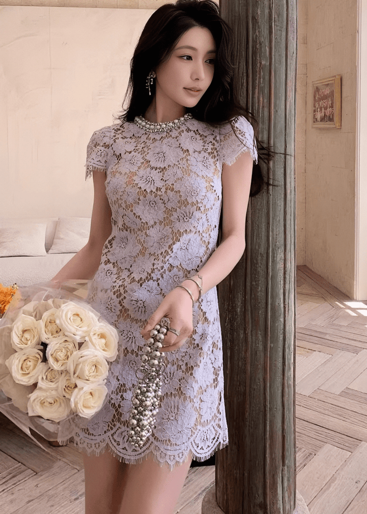 ビジューネックフローラルレースミニドレス - Vera Lumina