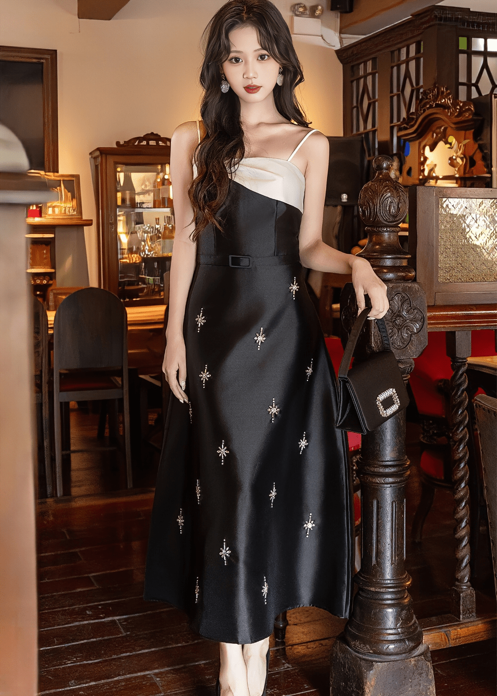 ビジューエンブロイダリーバイカラードレス - Vera Lumina