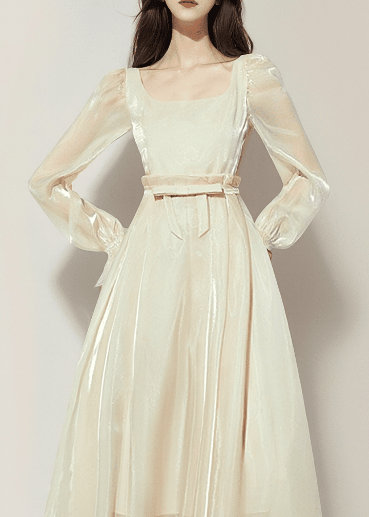 シルキーサテンサイドギャザーロングワンピース - Vera Lumina