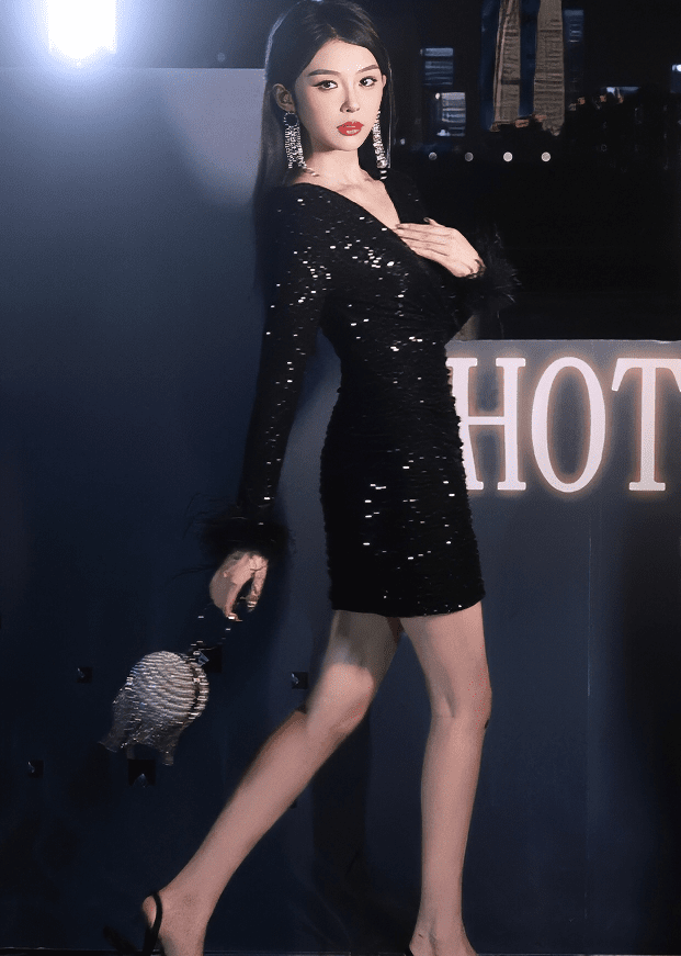 フェザーカフスビジューミニワンピース - Vera Lumina