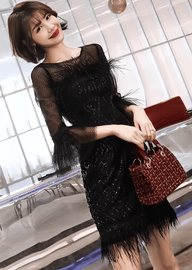 シアースリーブフェザービジュータイトドレス - Vera Lumina