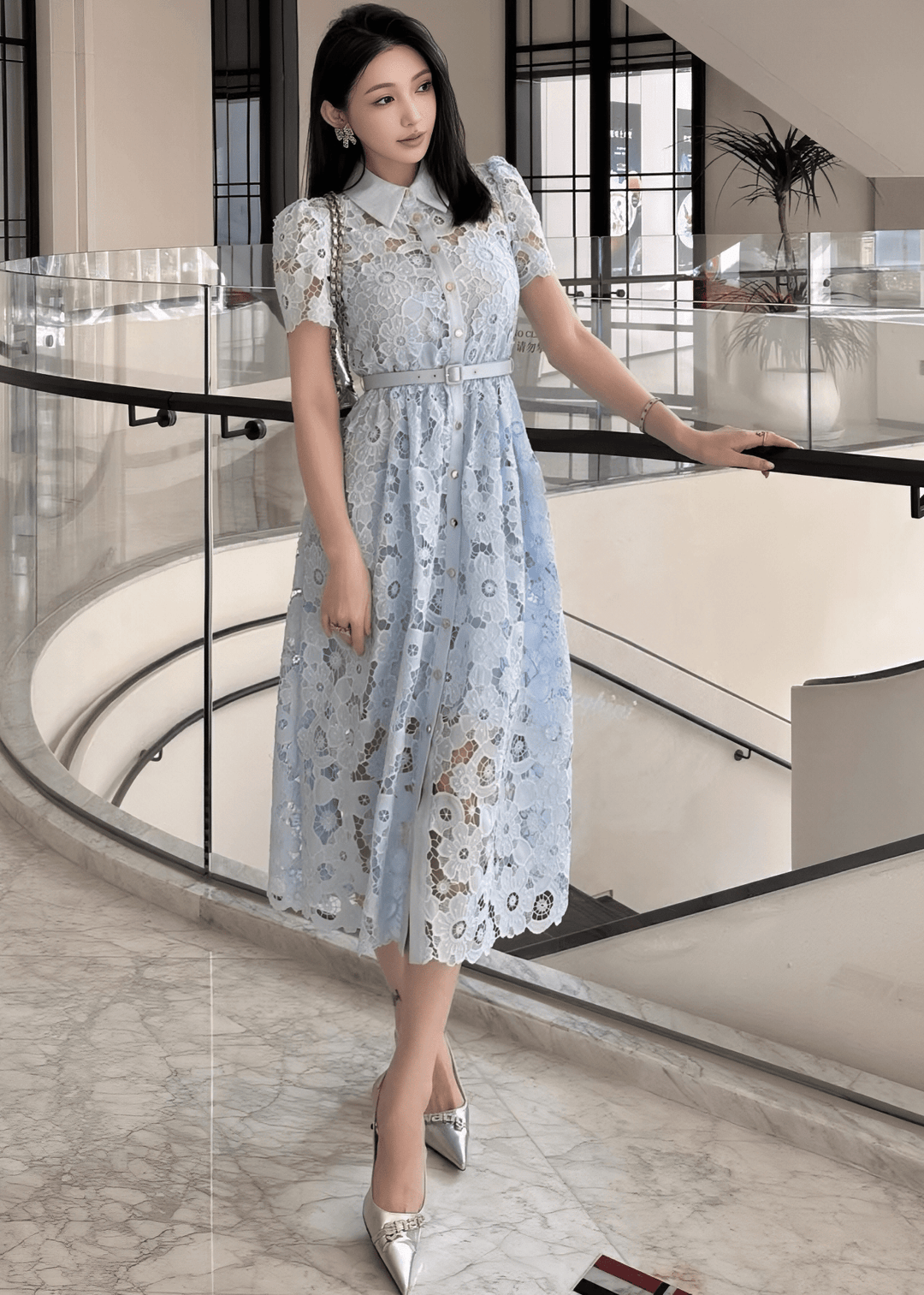 フラワーレースカラーパフスリーブフレアドレス - Vera Lumina