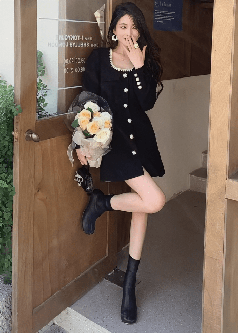 ビジューネックトリムボタンミニドレス - Vera Lumina