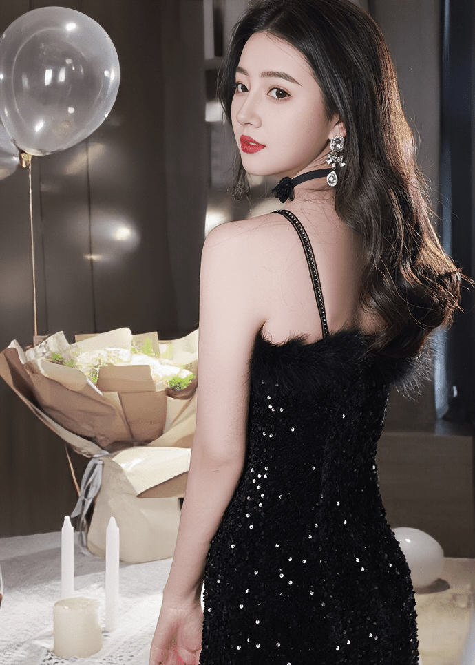 フェザースパンコールマーメイドドレス - Vera Lumina