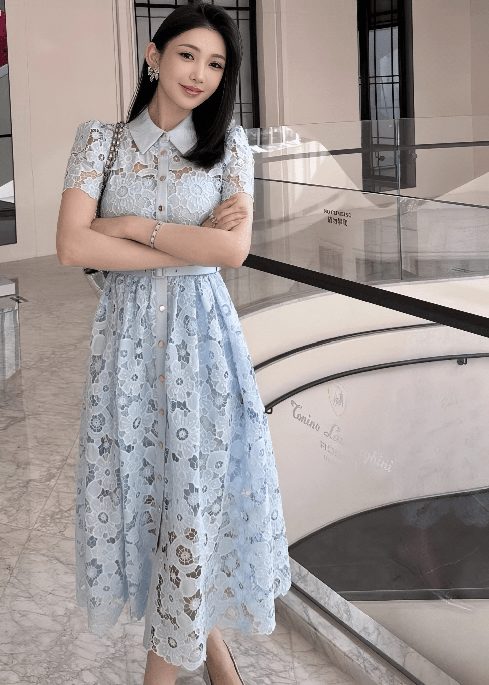 フラワーレースカラーパフスリーブフレアドレス - Vera Lumina