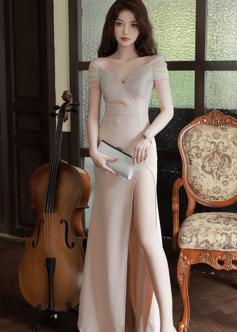 ビジューデコルテシアーオフショルダードレス - Vera Lumina