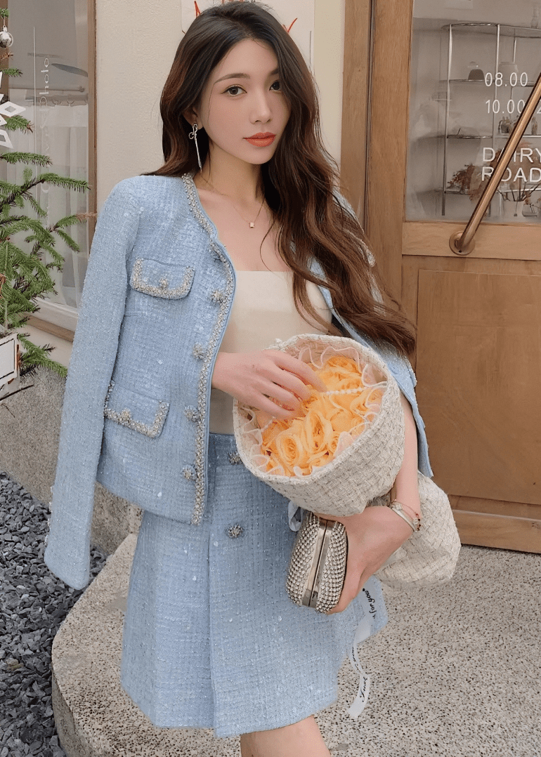 ビジューボタンノーカラージャケット＆ミニスカート - Vera Lumina