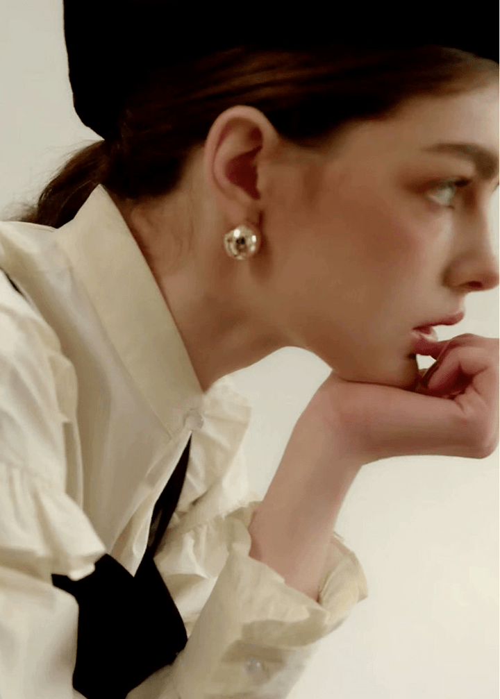Retro round earring - Vera Lumina