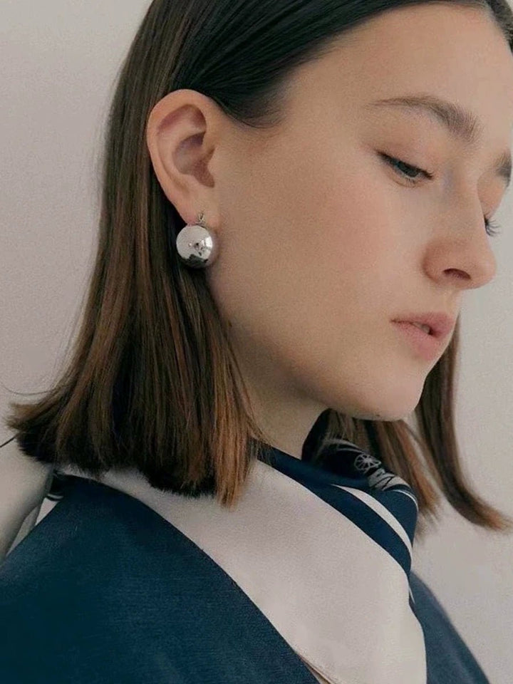 Retro round earring - Vera Lumina