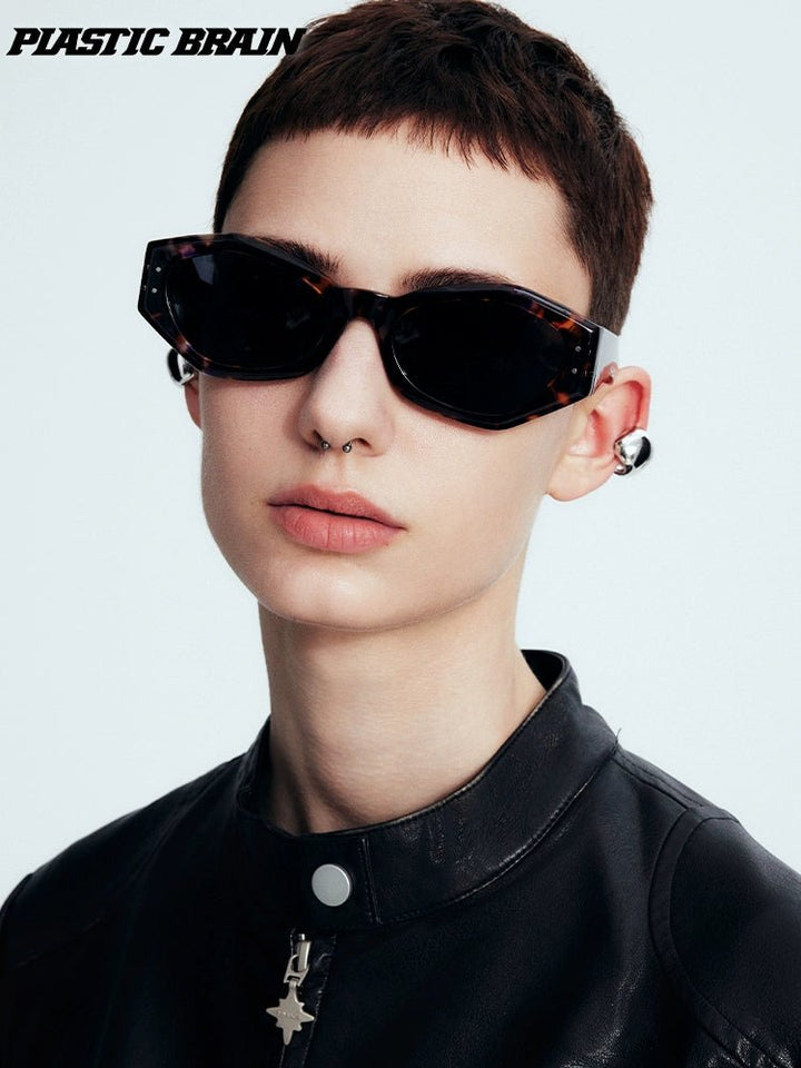 retro style cat eye sunglasses - Vera Lumina