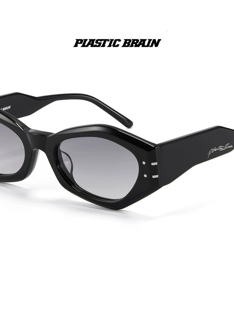 retro style cat eye sunglasses - Vera Lumina
