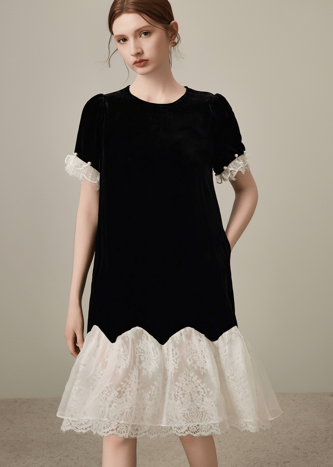 SCALLOPED LACE CONTRAST DRESS - Vera Lumina