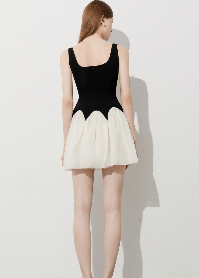 SCALLOPED PEARL MINI DRESS - Vera Lumina