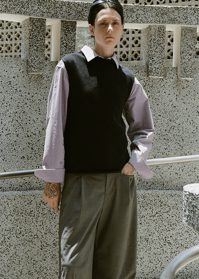 SCULPTURAL KNIT VEST - Vera Lumina