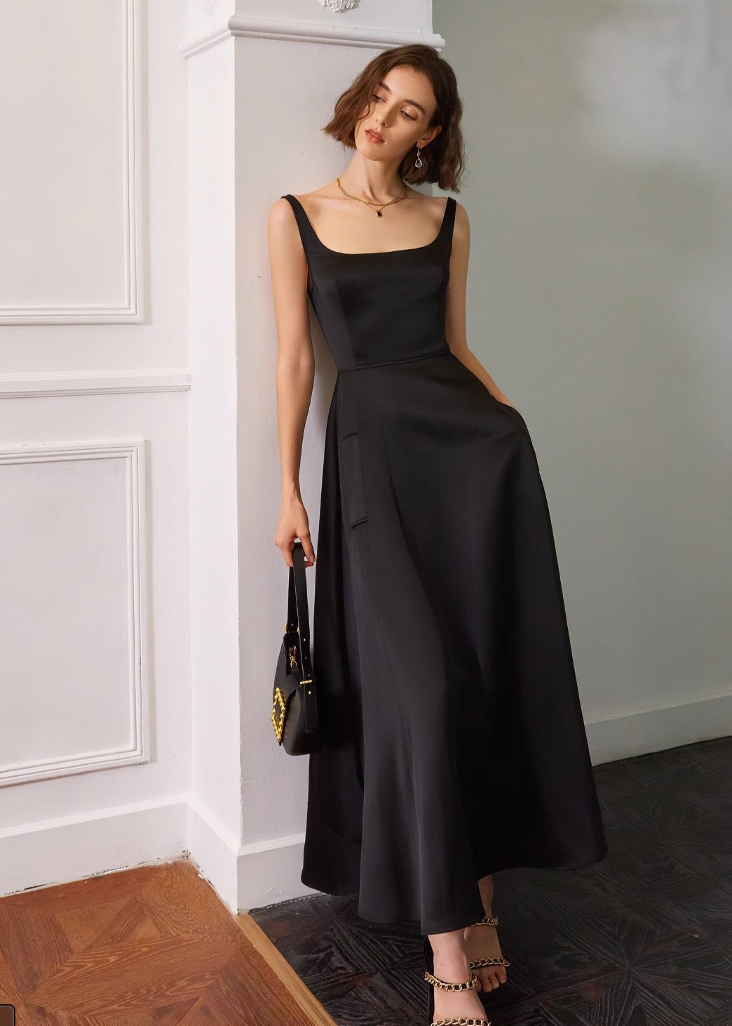 Sleeveless long skirt dress - Vera Lumina