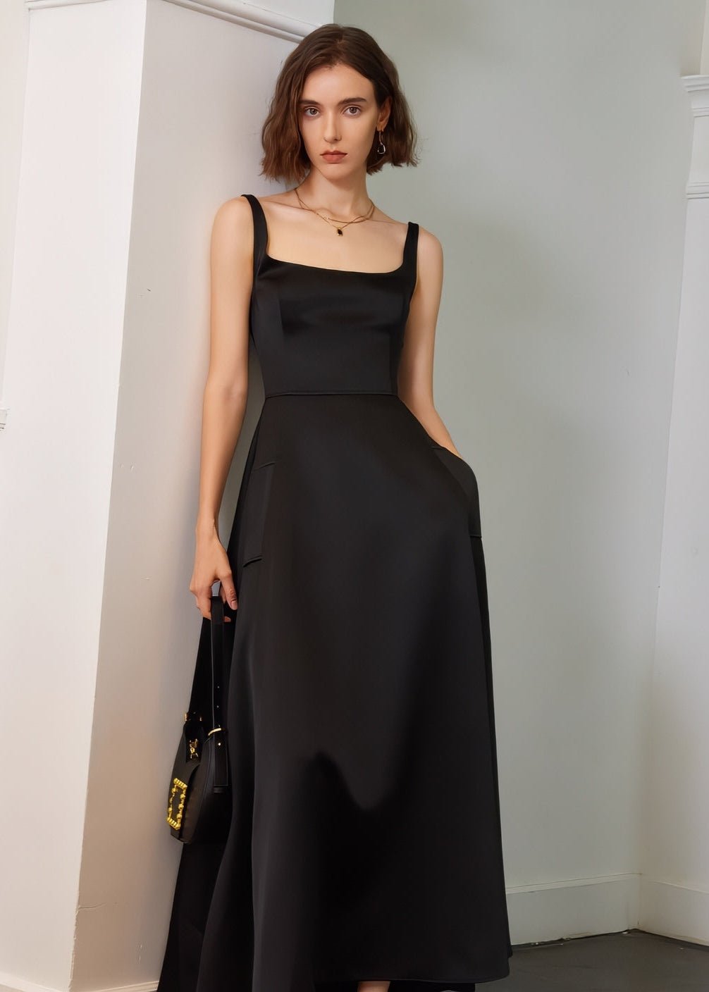 Sleeveless long skirt dress - Vera Lumina