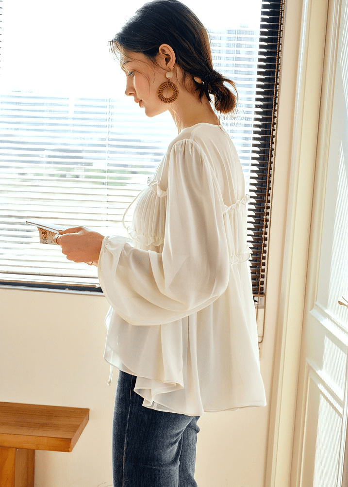 SMOCKED BODICE BALLOON SLEEVE BLOUSE - Vera Lumina