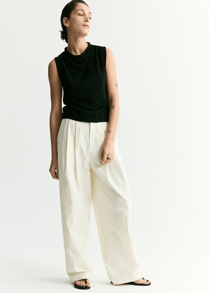 STRUCTURED PLEAT WIDE TROUSERS - Vera Lumina