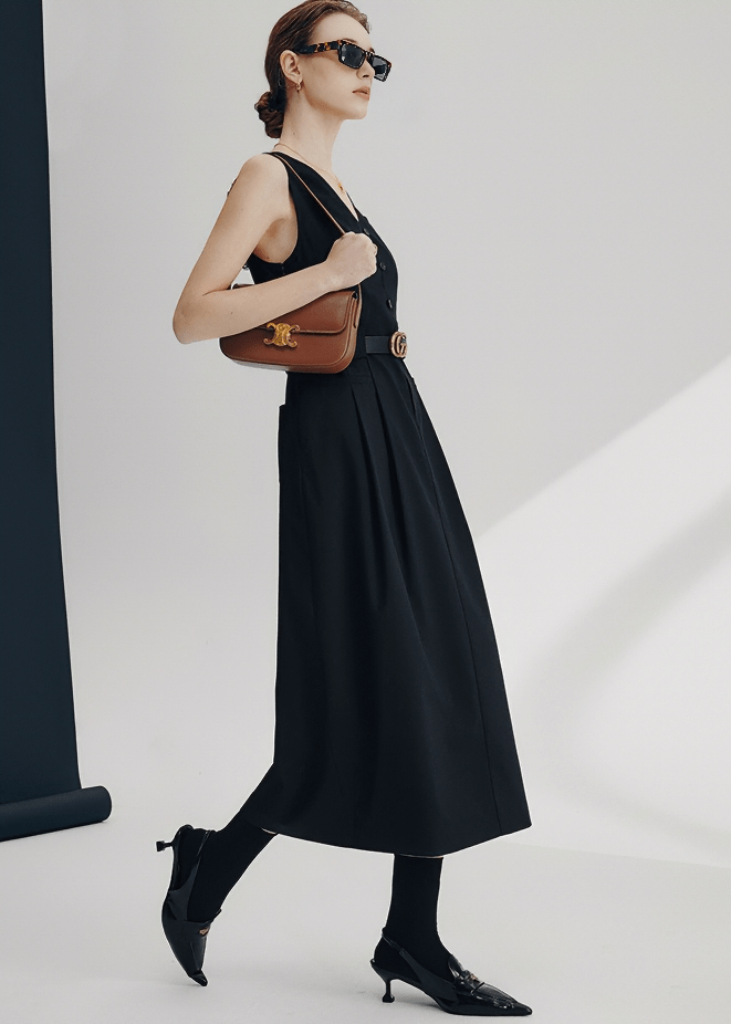 STRUCTURED UTILITY DRESS - Vera Lumina
