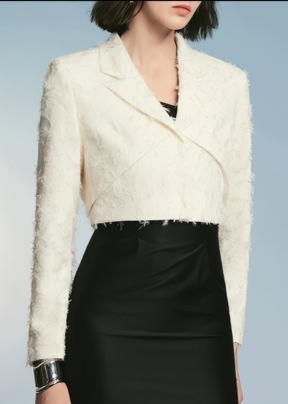 Stylish three - dimensional White blazer - Morena - Vera Lumina