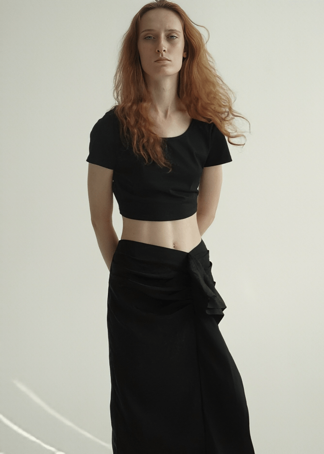 TRUNCATED ESSENTIAL TEE - Vera Lumina