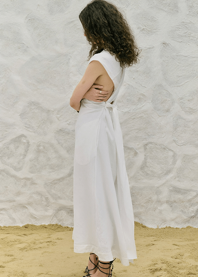 TWISTED HALTER MAXI DRESS - Vera Lumina