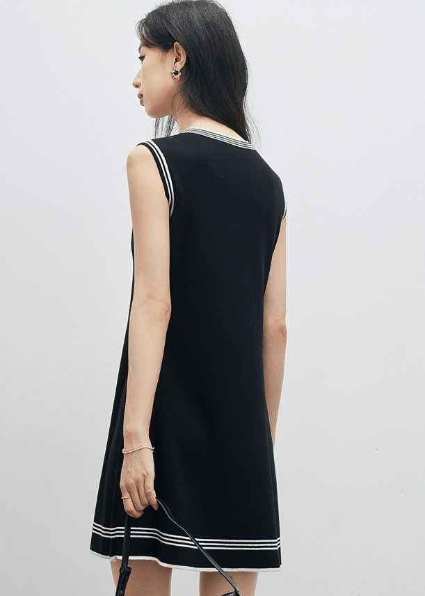 VARSITY TRIM DRESS - Vera Lumina