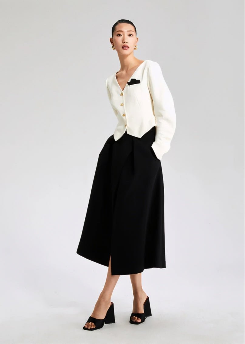 W Black pleated slit Skirt - Vera Lumina